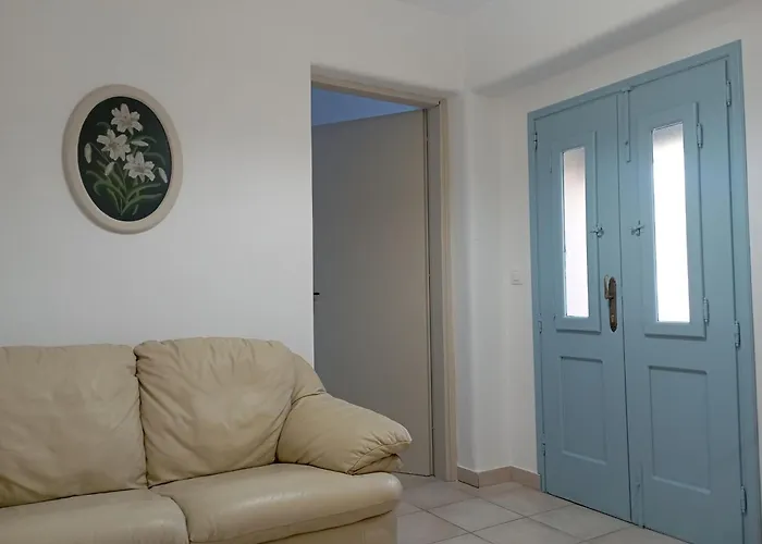 Pano Chorio Tilos Megálon Choríon