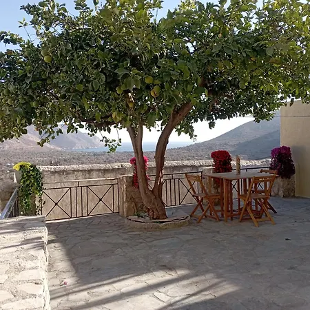 Дом отдыха Pano Chorio Tilos Megalon Chorion (Tilos)