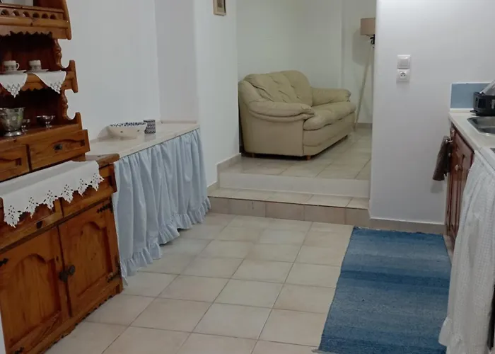 Pano Chorio Tilos Nyaraló Megálon Choríon